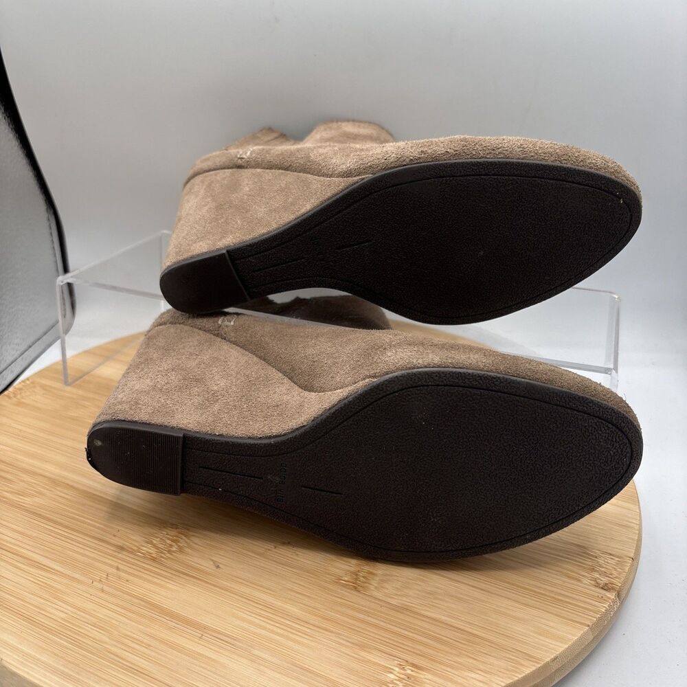 Dolce Vita Gwynn Women’s Taupe Suede Ankle Wedge Bootie Size 8.5 - Picture 7 of 9